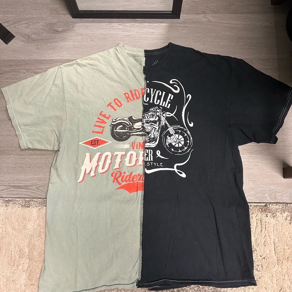 Men's Two-Tone Graphic T-Shirt
